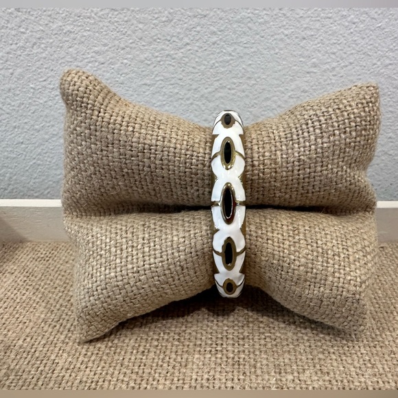 Fornash Jewelry - Fornash vintage style white,gold and black bracelet with enamel finish.